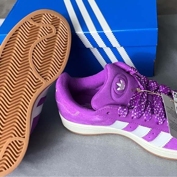 Adidas Women's Pink and White Campus Sneakers - Picture 6 of 9